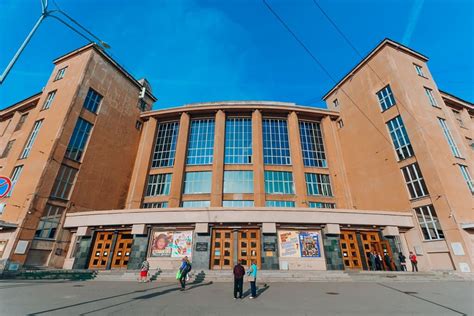 Адрес дворец искусств ленинградской области